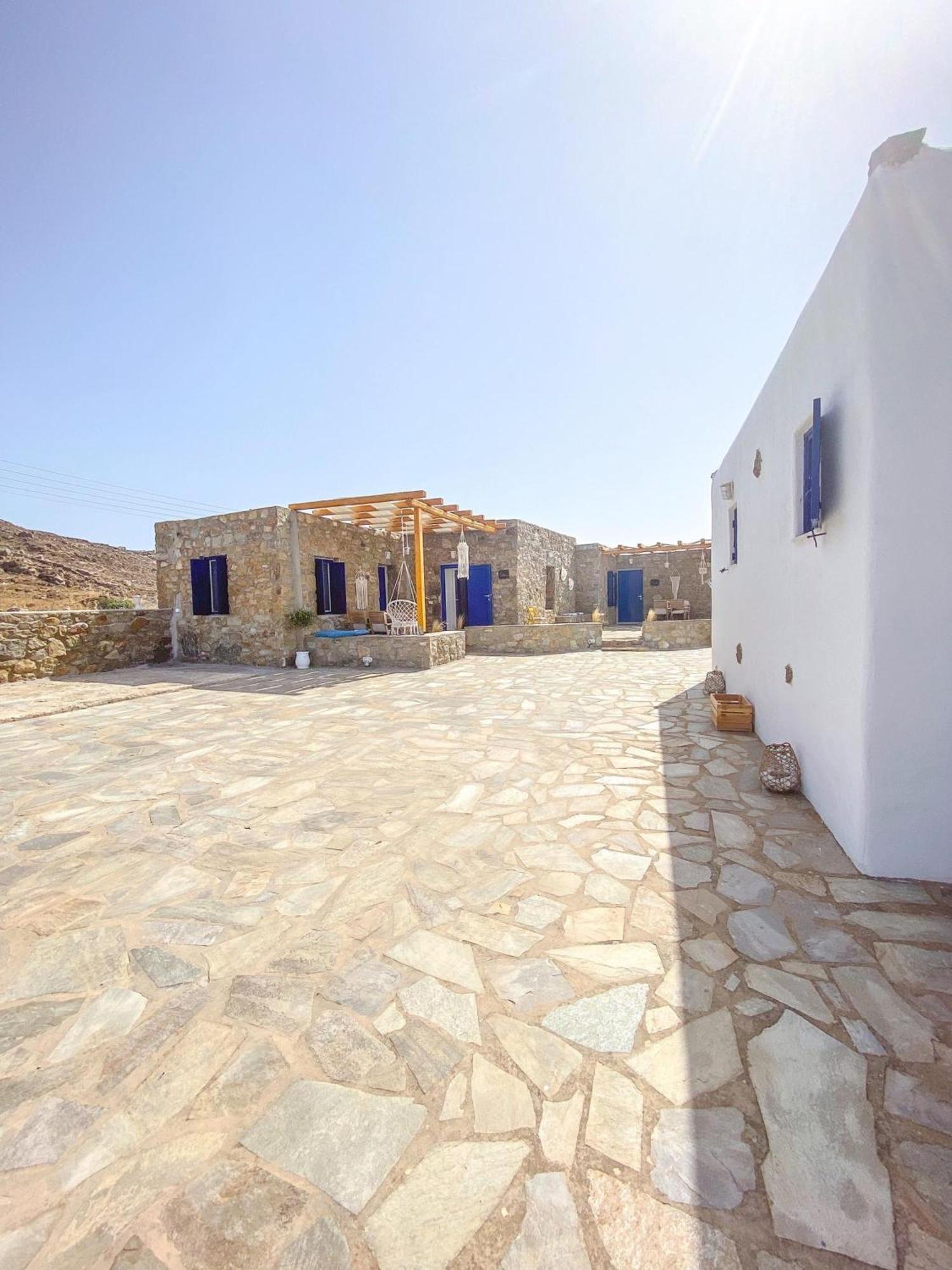 Naira Family Suites Mykonos Mykonos Town ภายนอก รูปภาพ